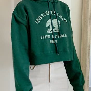 Bear-Printed Cropped Hoodie