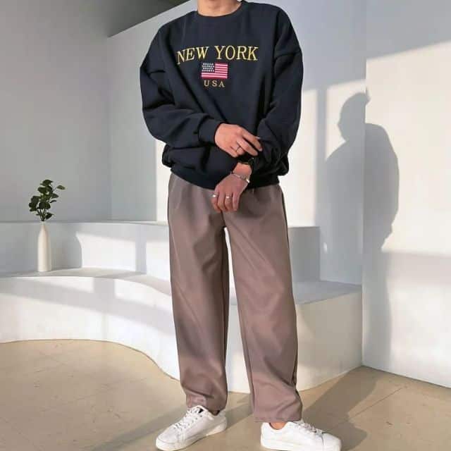 GERIO Drawstring Semi-Wide Napped Pants - Front