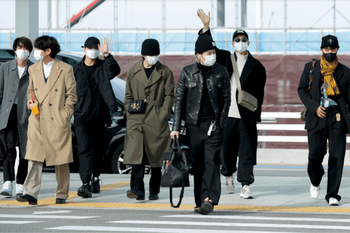 BTS Heads To LA In Dashing Semi-Casual Airport Outfits Suitable For Cooler  Weather